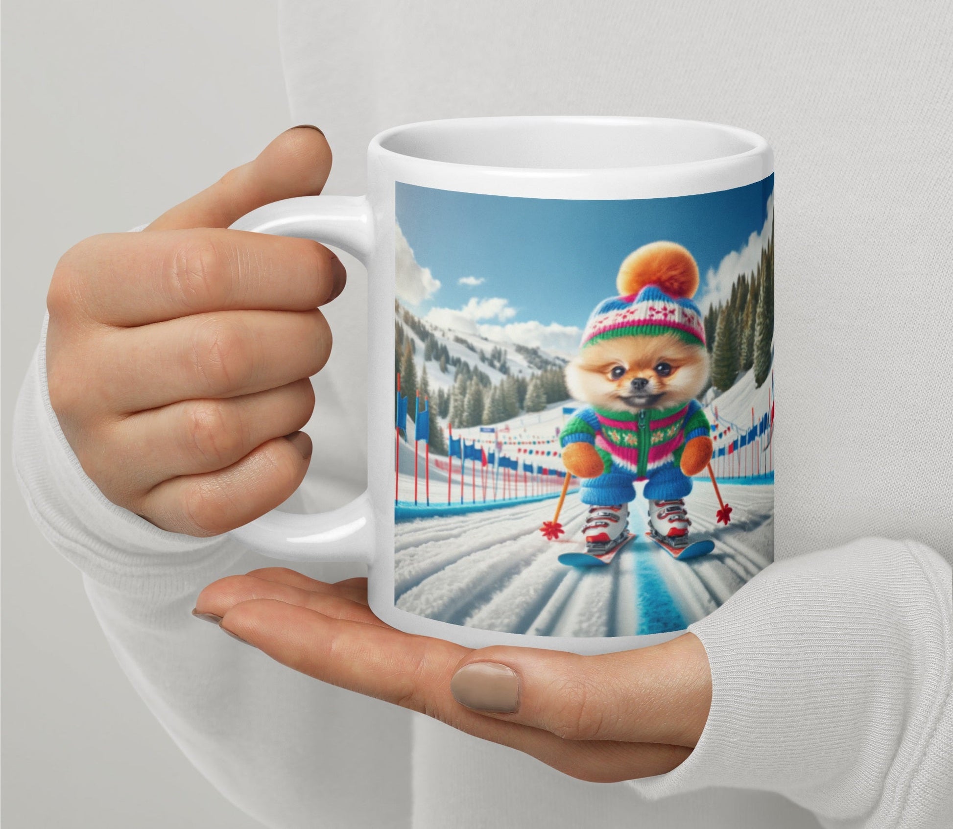 Sneeuwdag: Pomeranian Hond Beleeft Pret op de Ski's - #shop_name